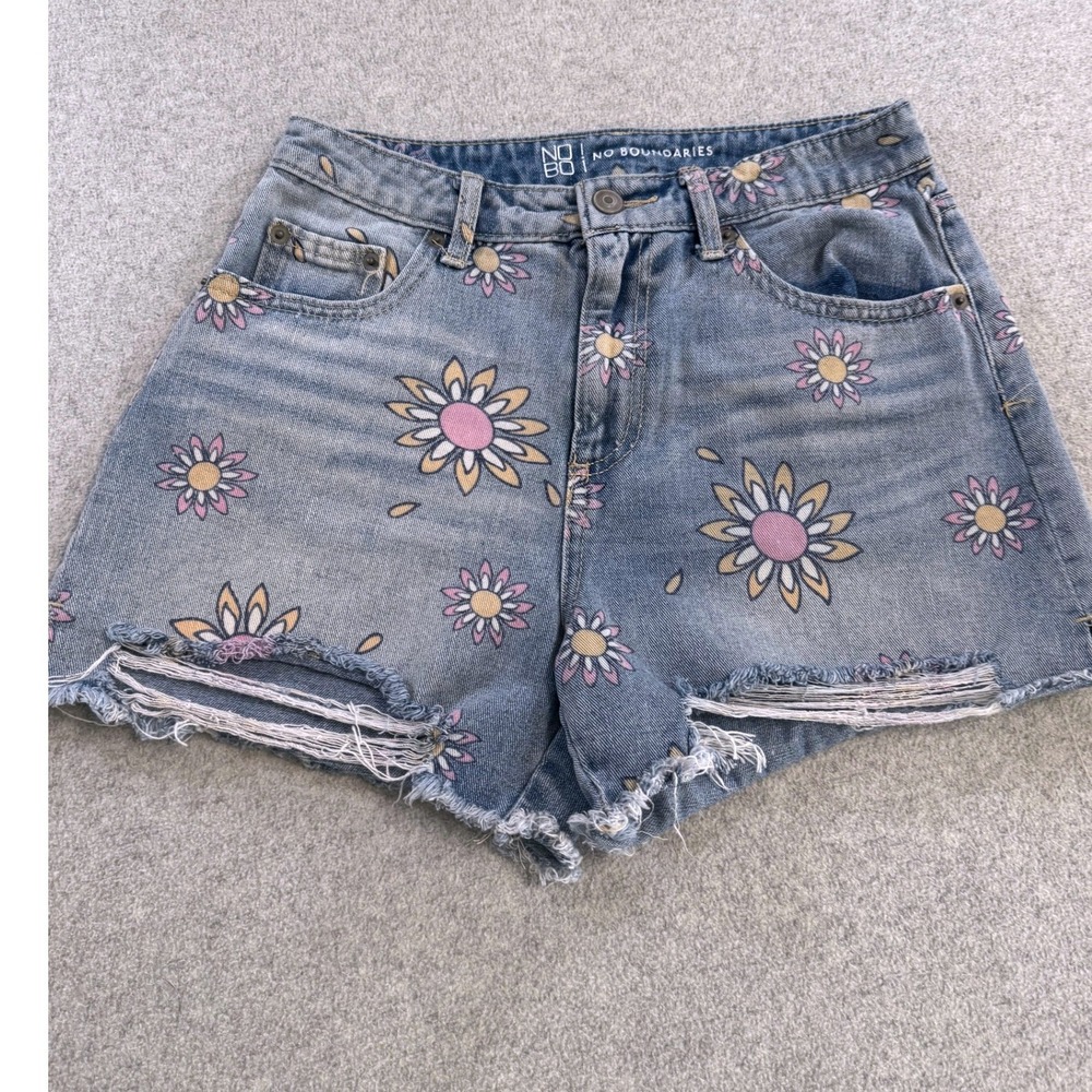 No Boundaries Denim Shorts Womens‎ 5 Blue Floral Daisy Distressed High Rise